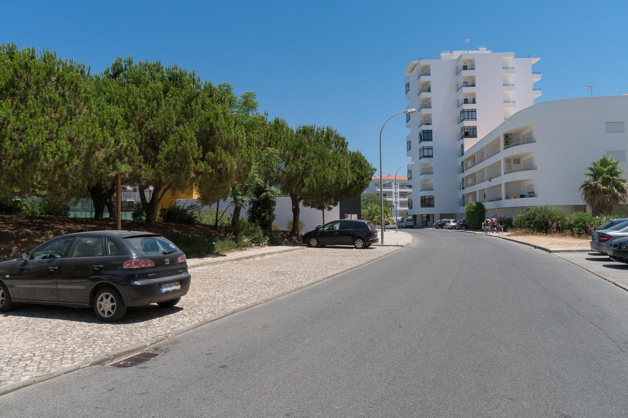 شقة Colina Ferias- Garagem & Wifi كوارتيرا المظهر الخارجي الصورة