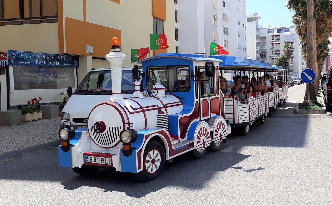 شقة Colina Ferias- Garagem & Wifi كوارتيرا المظهر الخارجي الصورة